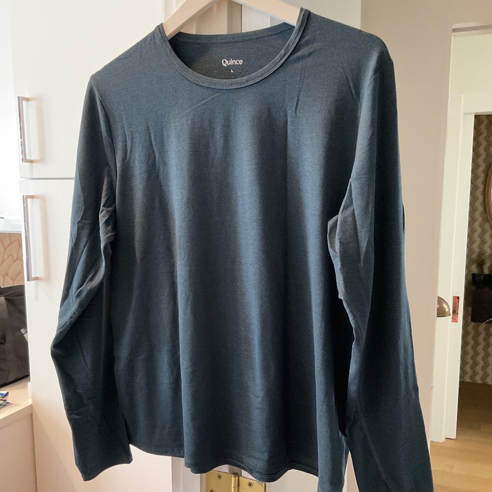Long sleeve Quince t shirt